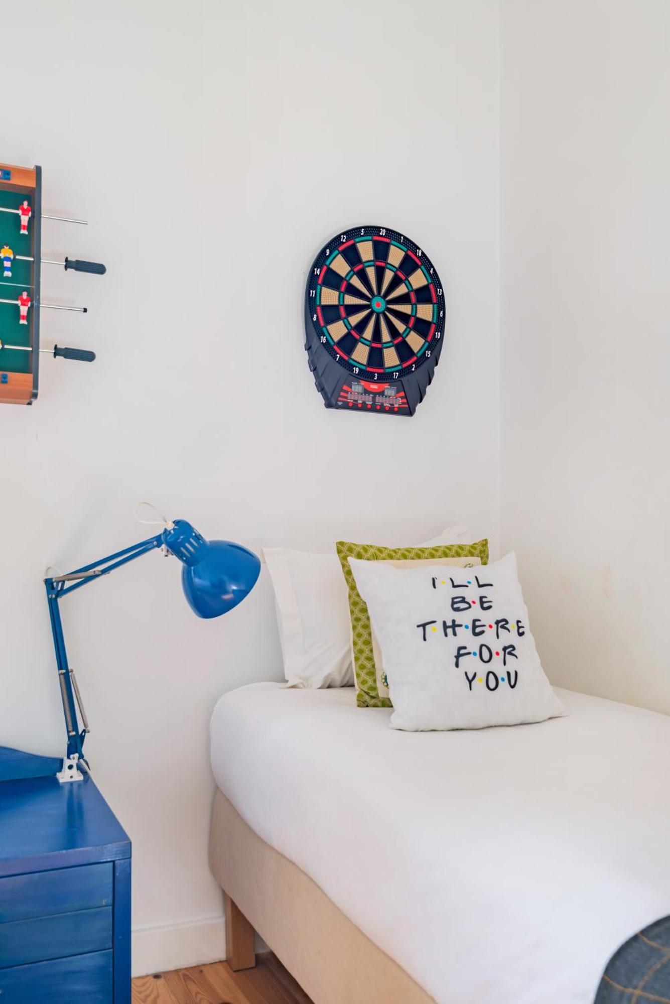 Monica'S Place A Friends' Inspired Apartment ลิสบอน ภายนอก รูปภาพ
